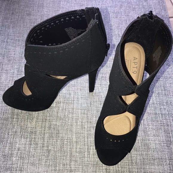 Apt.9 Heels - Picture 5 of 8